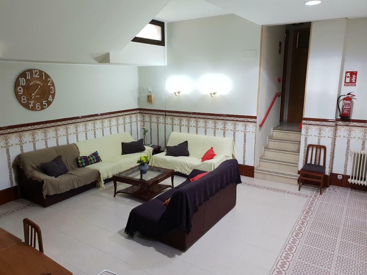 Residencial Oscense Hotel Huesca Exterior photo